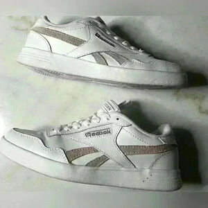 Reebok Galaxy 7 White/Pink Leather Women’s Size 6 Sneakers Excellent Condition